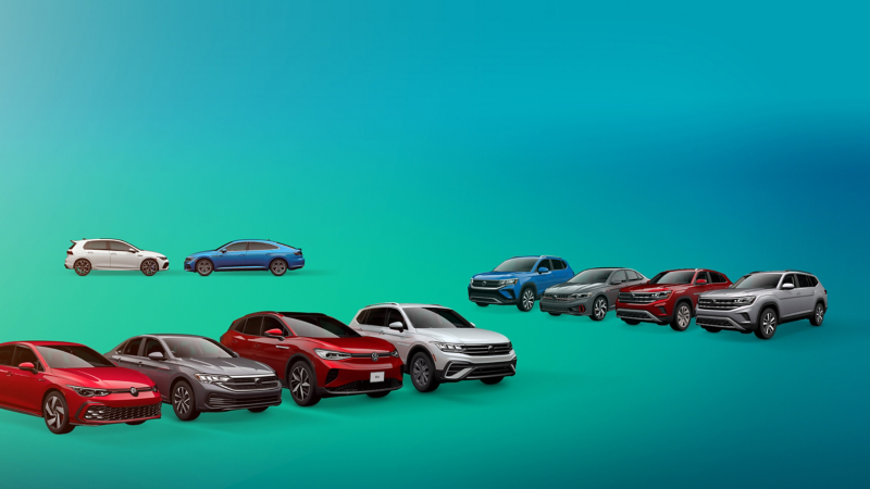 Una agrupación de 10 vehículos Volkswagen del año modelo 2023.