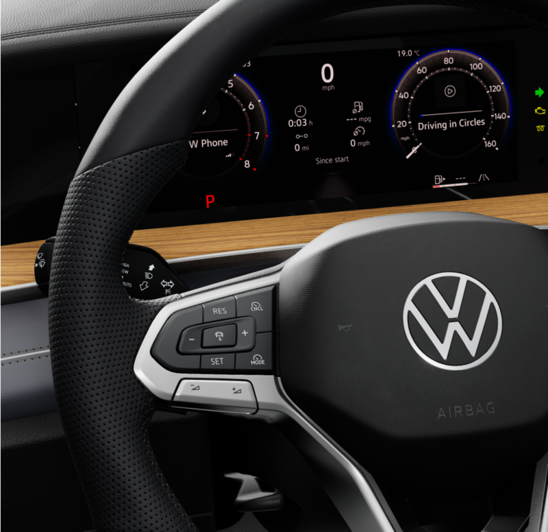 Imagen de los controles del volante en un Tiguan SEL Premium R_Line 2025