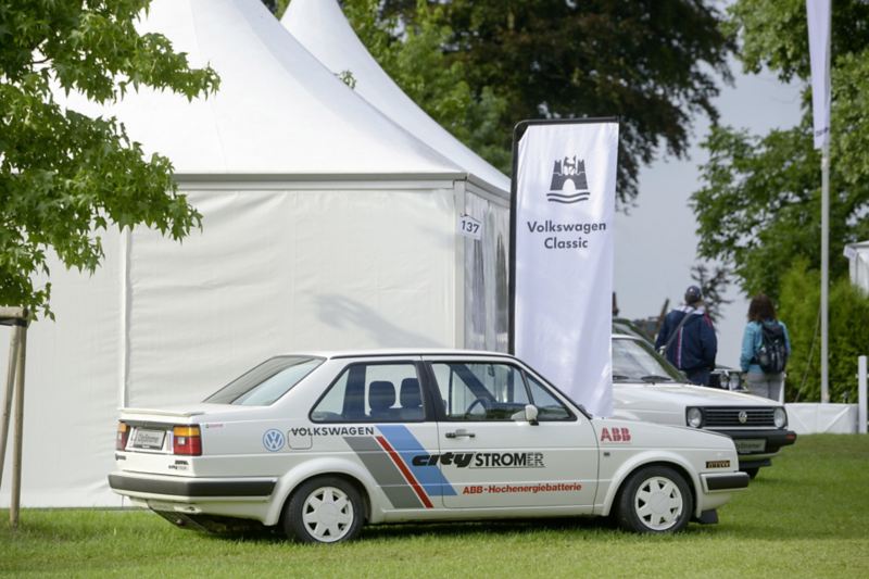 Vista trasera ¾ del Volkswagen Jetta CitySTROMer 1988.