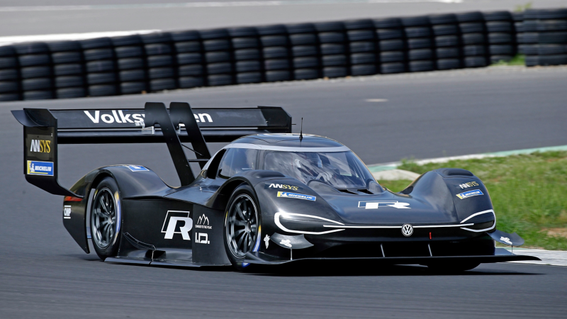 Aerial view of the 2018 Volkswagen ID. R Pikes Peak being driven on the road.