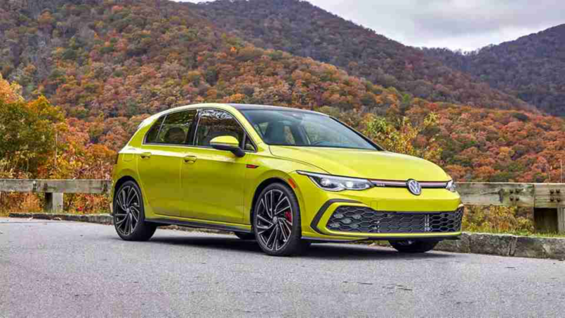 2022 Volkswagen Golf GTI in Pomelo Yellow