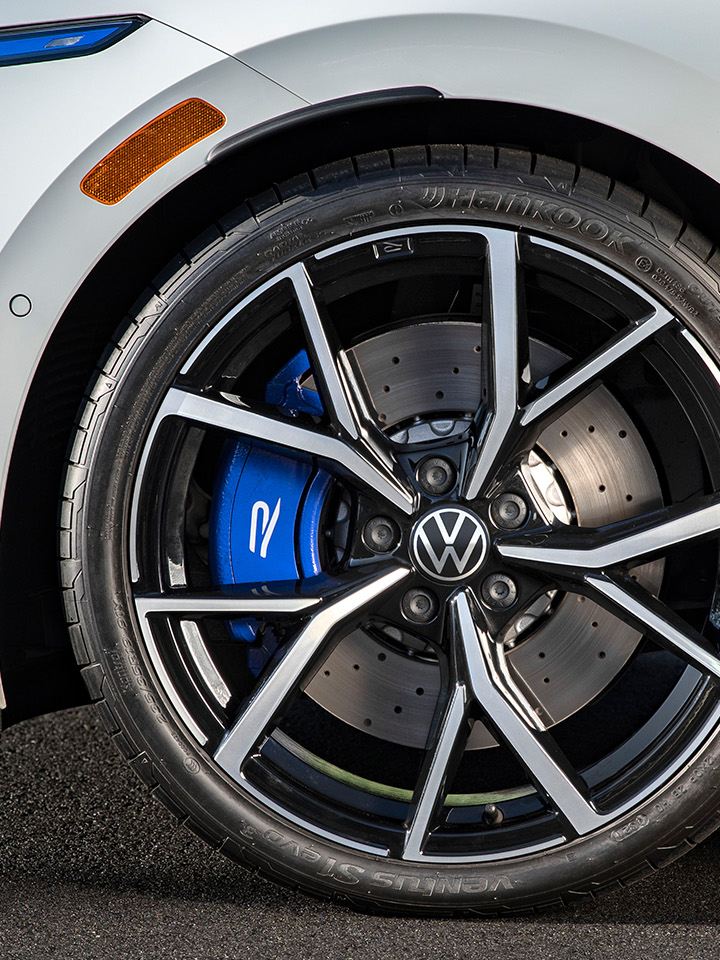 2023 Volkswagen Golf R Color, Specs, Pricing