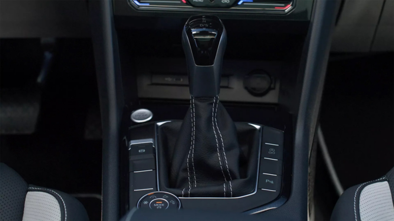 Close up view of the 8-speed automatic transmission gear selector in a Taos.