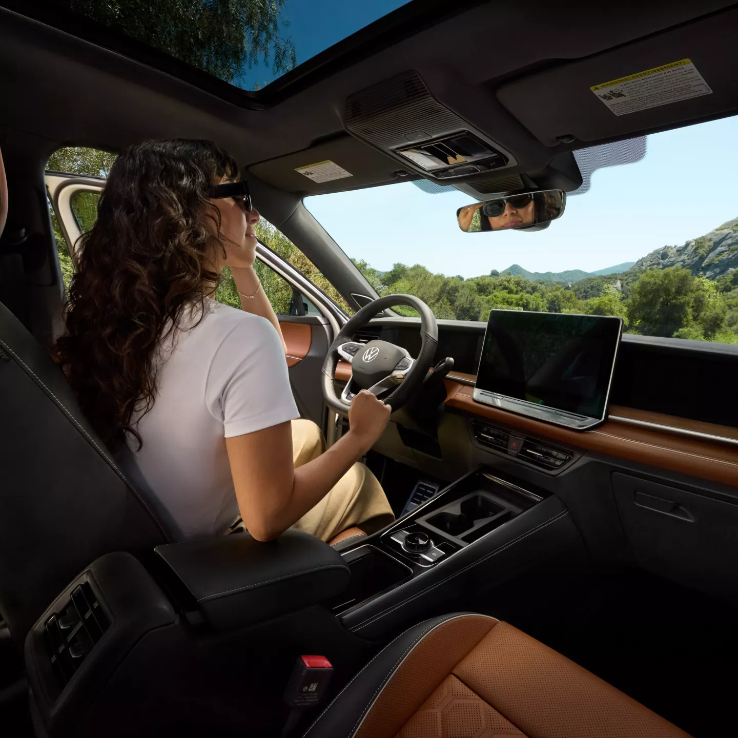 Interior and front seating of a Volkswagen Tiguan