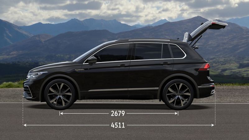 Tiguan side view with boot up