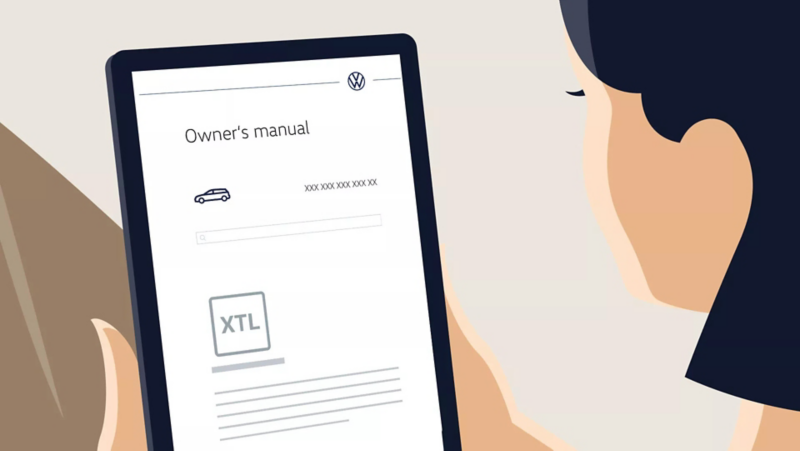 Persoon bekijkt de digitale Volkswagen handleiding op een tablet met informatie over XTL-brandstof.