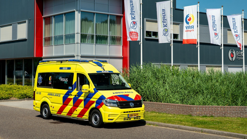 Één van de Volkswagen Crafter Ambulances van Kijlstra Ambulancezorg en Zorgvervoer