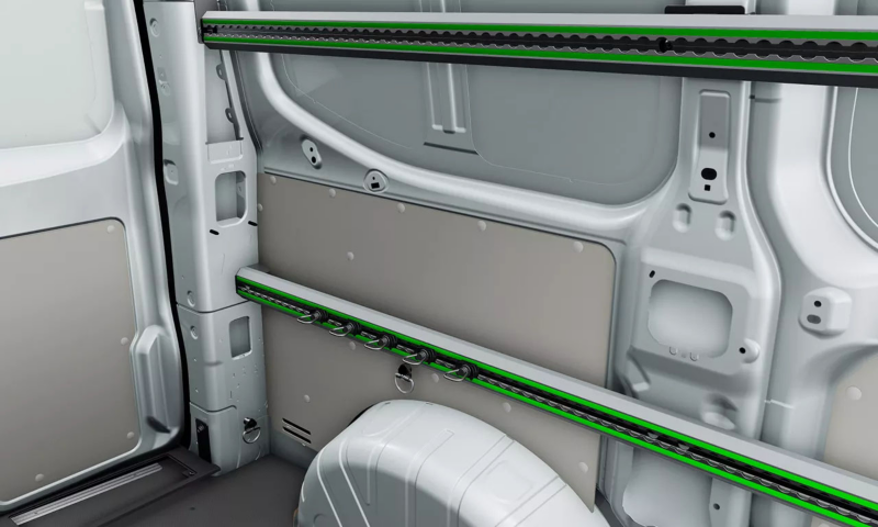 Optionele sjorrails in de laadruimte van de nieuwe Transporter