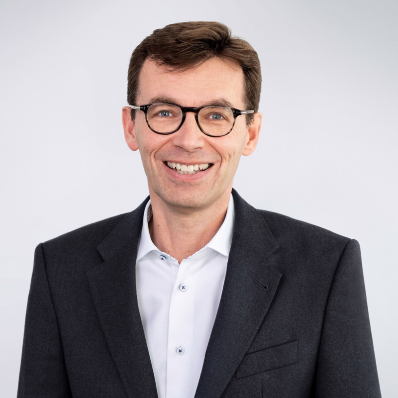 Portrait Dr. Frank Welsch, Board Member for Development at Volkswagen