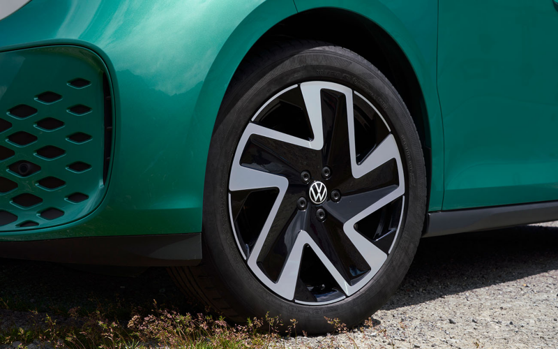 Detailbeeld van de optionele lichtmetalen velgen van de ID. Buzz