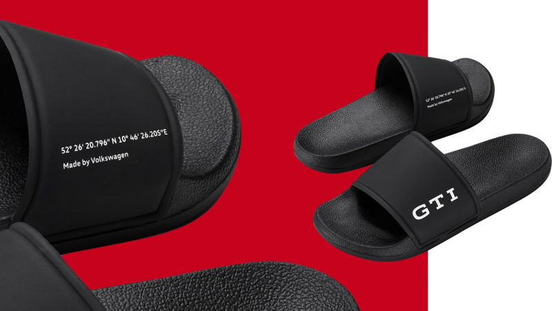 Badesandalen aus der GTI Kollektion von Volkswagen Zubehör