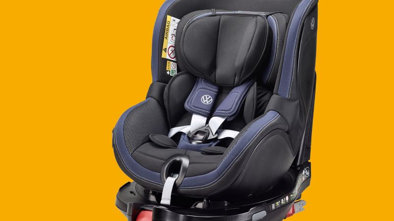 The “i-SIZE Dualfix” child seat from VW Accessories
