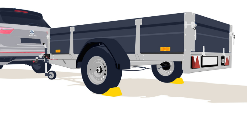 Illustration: Preparing and securing a trailer – mounting a trailer