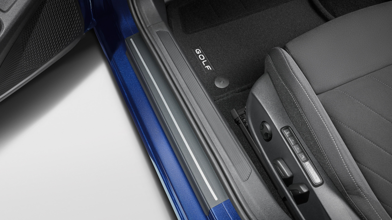 Μεμβράνη προστασίας μαρσπιέ πόρτας VW Accessories, σε VW Golf.