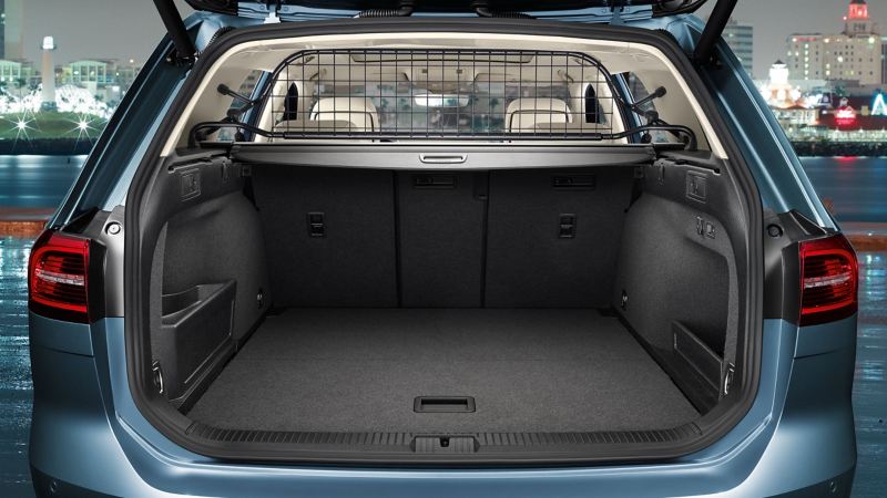 A VW luggage partition grille – transport solutions for your car