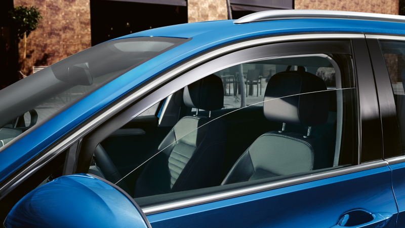 Modèle VW Passat avec déflecteur d’air des Accessoires Volkswagen