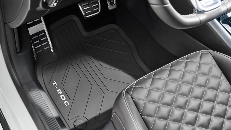 VW Zubehör Allwetterfußmatte mit „T-Roc“-Schriftzug