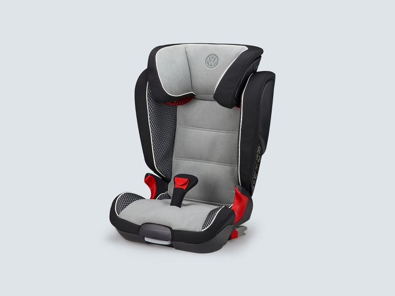 A detailed view of an ISOFIX child seat from Volkswagen Accessories in a Polo 4 car