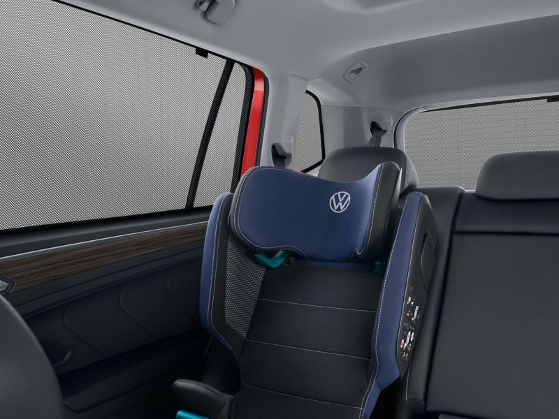 Volkswagen sun protection for the back seat of a VW car