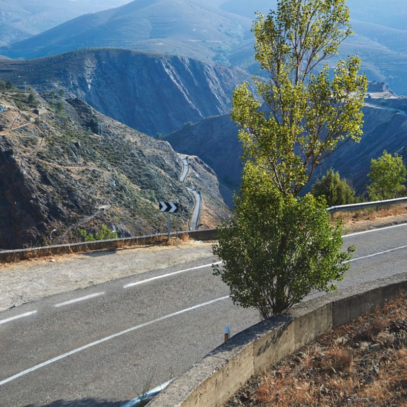 Ένας ορεινός δρόμος – Ανακύκλωση VW και βιωσιμότητα.