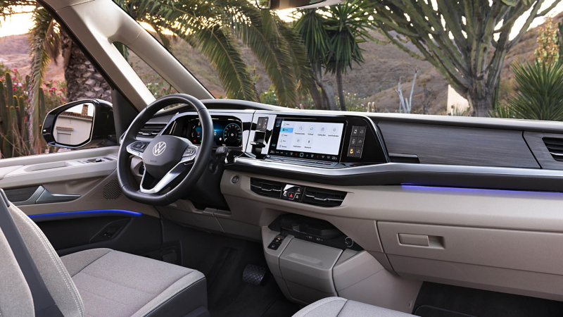 Volkswagen California Concept cockpit 