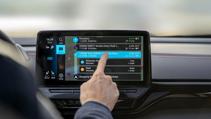 Das Display an der Mittelkonsole im VW ID.3