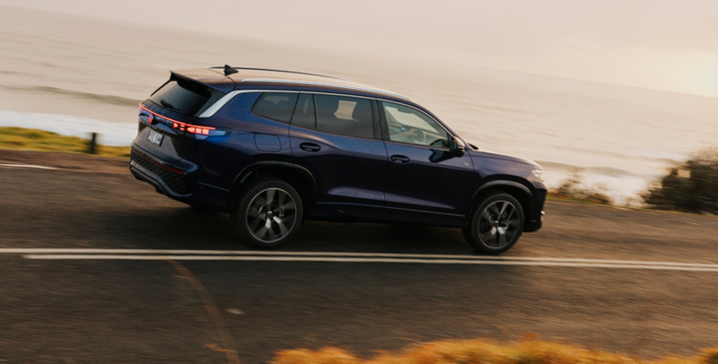 Family walking out of Tiguan Allspace
