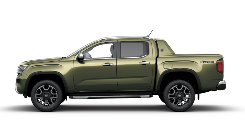 VW Amarok in der Seitenansicht.