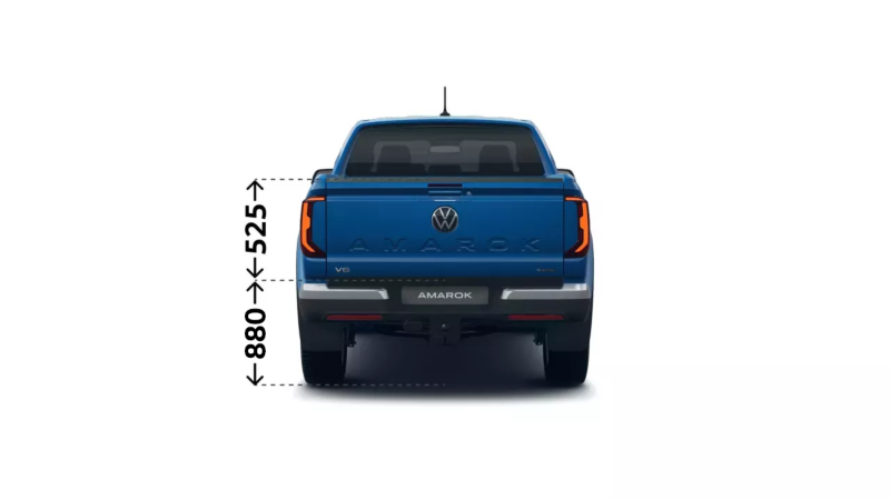 VW Amarok Aventura widok z tyłu.