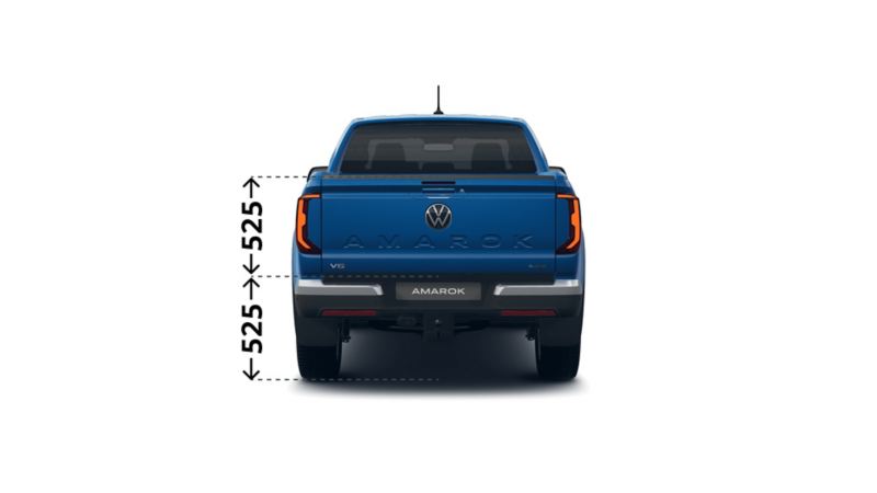 Der VW Amarok Aventura von hinten.