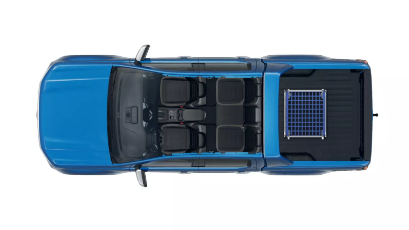 VW Amarok Aventura z załadunkiem z kontenerów na kółkach.