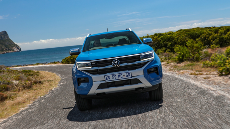 L'Amarok alla guida in una strada di Città del Capo