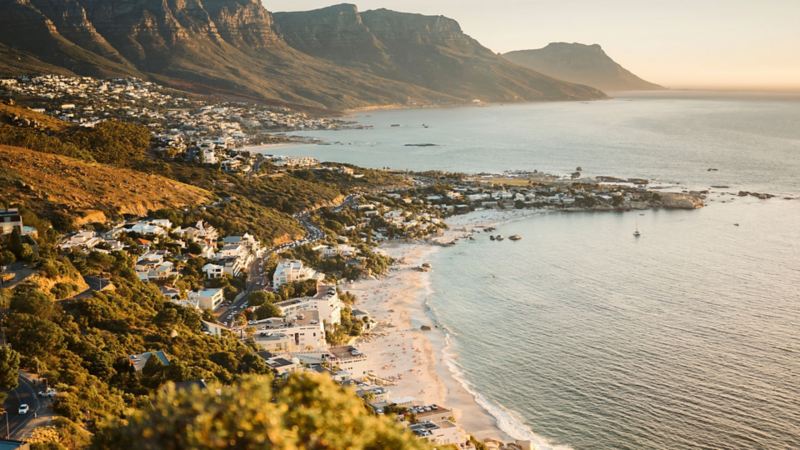 Vista di una spiaggia di Città del Capo