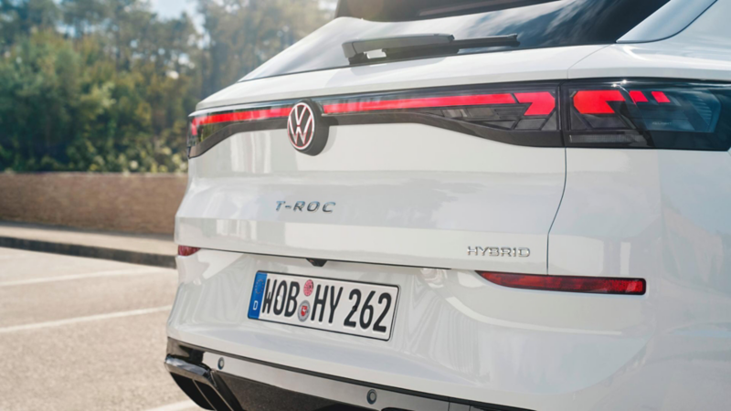 Qué es un auto híbrido y cuál es la diferencia frente a uno de combustible o eléctrico - Guía Volkswagen.