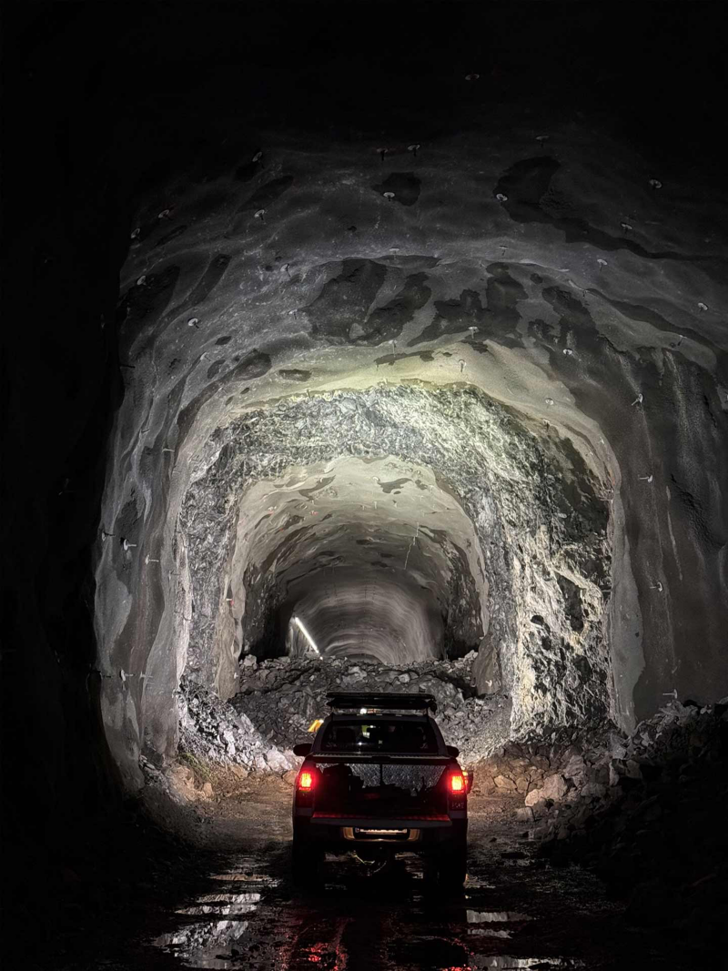Sophie arbetar i tunnelbanebygget i Stockholm.