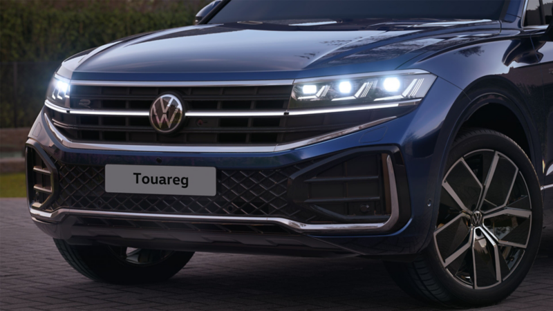 the grill of a VW Teramont