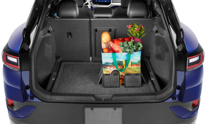 Trunk liner with cargo blocks