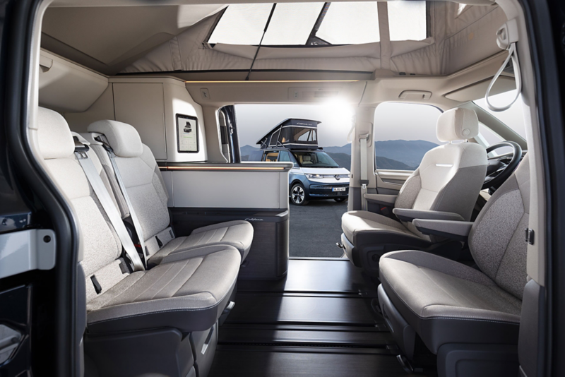 nouveau California VW vu intérieur espace 4 personnes