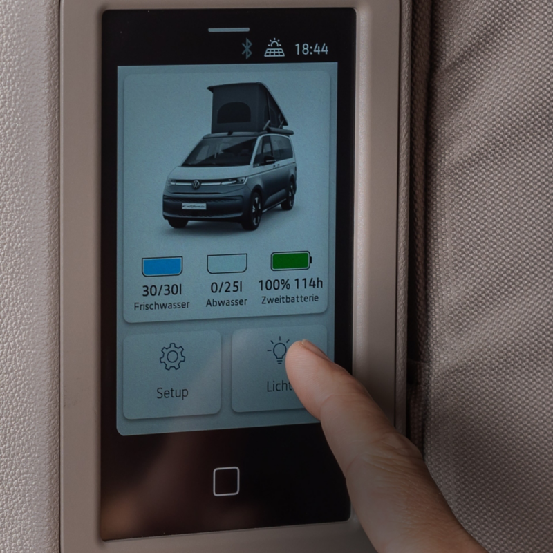Kontrollpanelen i nya VW California.