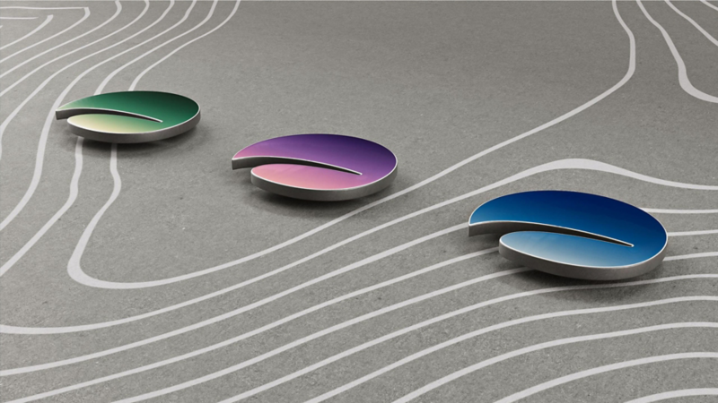 The California pin comes in three colours.