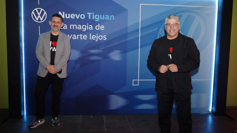 Directivos de Volkswagen en presentación oficial de Nuevo Tiguan 2025 en México. 