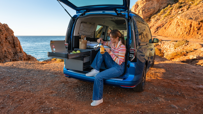 Making coffee in the VW Caddy California.