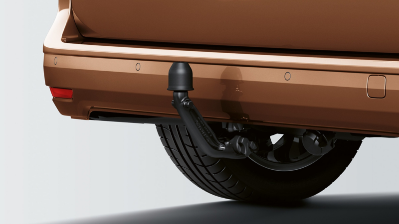 Dettaglio del gancio di traino montato su Nuovo Caddy Volkswagen.