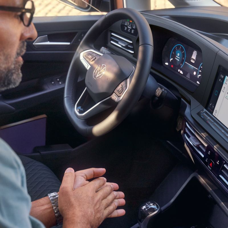 Tu smartphone se puede conectar a tu vehículo comercial Volkswagen gracias a We Connect.