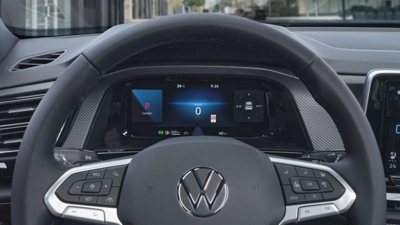 Volante de Volkswagen y Digital Cockpit con kilometraje 0.