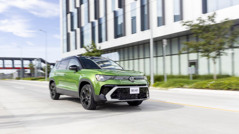 Conducción sostenible: 6 consejos para manejar tu auto o SUV y cuidar el planeta a la vez. 