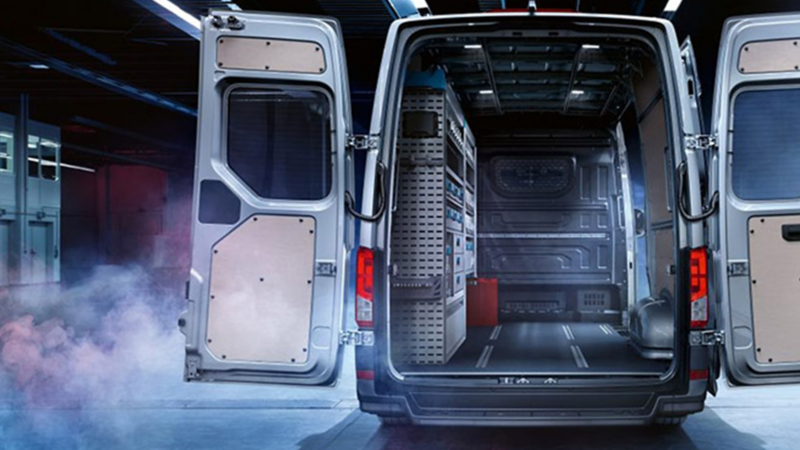 Crafter Volkswagen - Camioneta de carga con espacio interior amplio 