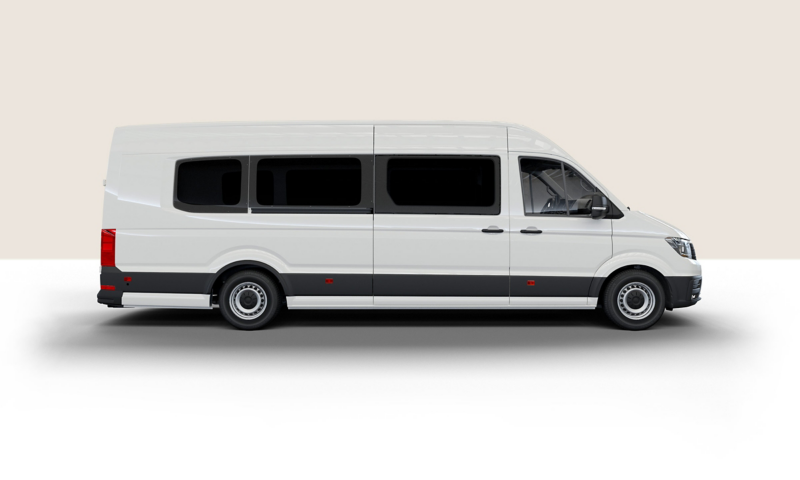 Camioneta VW Crafter Pasajeros color blanco