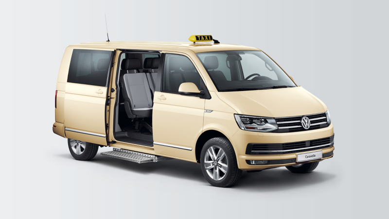 Volkswagen Caravelle Comfortline z długim rozstawem osi (duża taksówka).