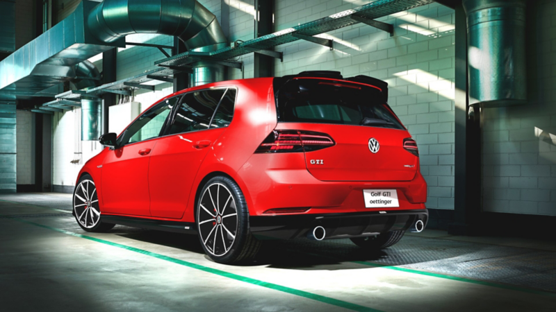 Diseño exterior dinámico de Golf GTI oettinger, auto deportivo ligero, espacioso.